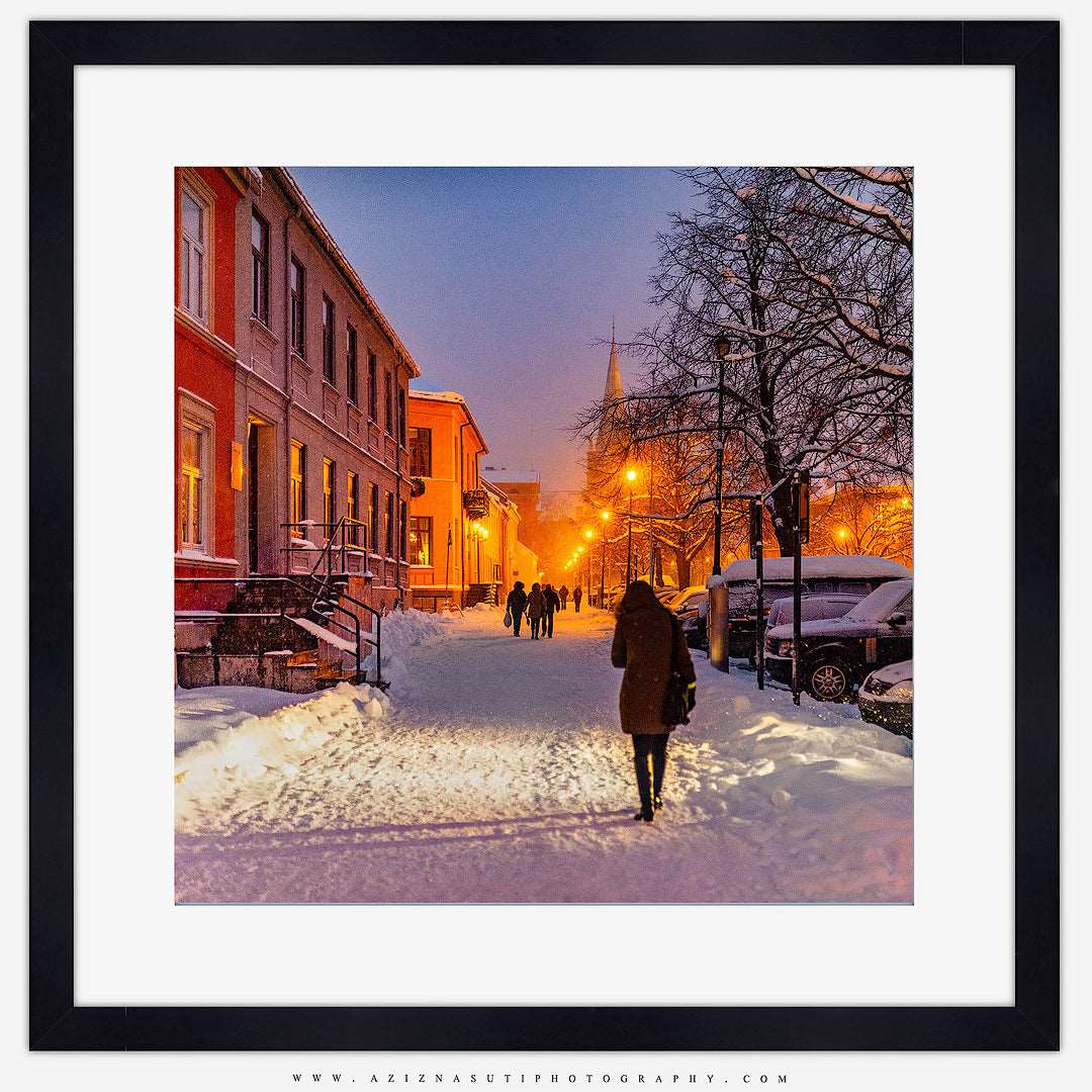 Following The Light in Munkegata - AZIZ NASUTI ART GALLERY