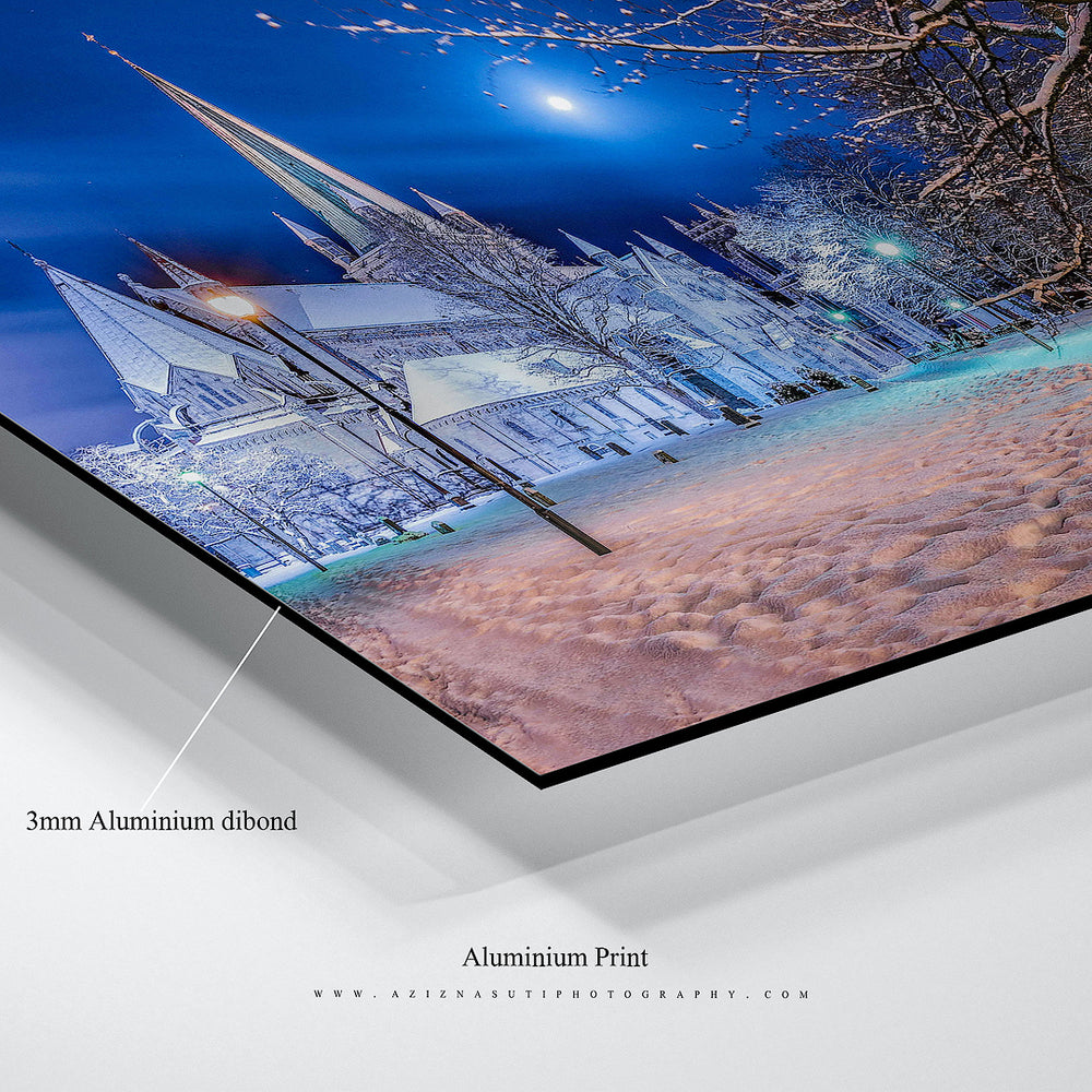 Nidarosdomen and Moon in a Beautiful Winter Mood - AZIZ NASUTI ART GALLERY