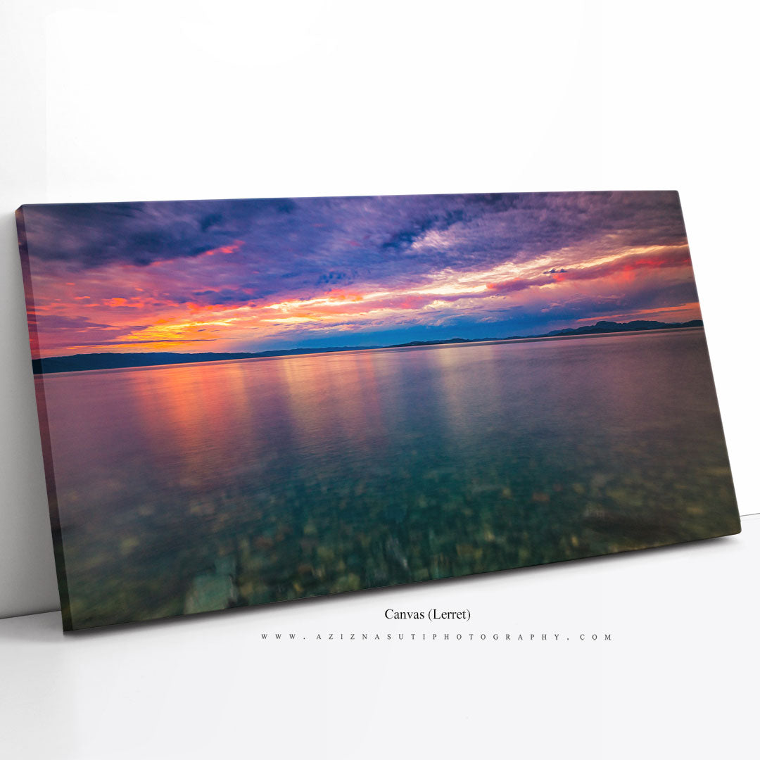 Sunset over the beautiful Trondheimsfjorden Panorama