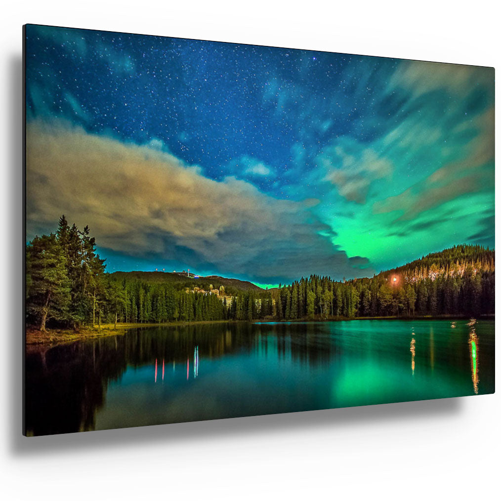Northern Light or Nordlys over Baklidammen in Trondheim - AZIZ NASUTI ART GALLERY