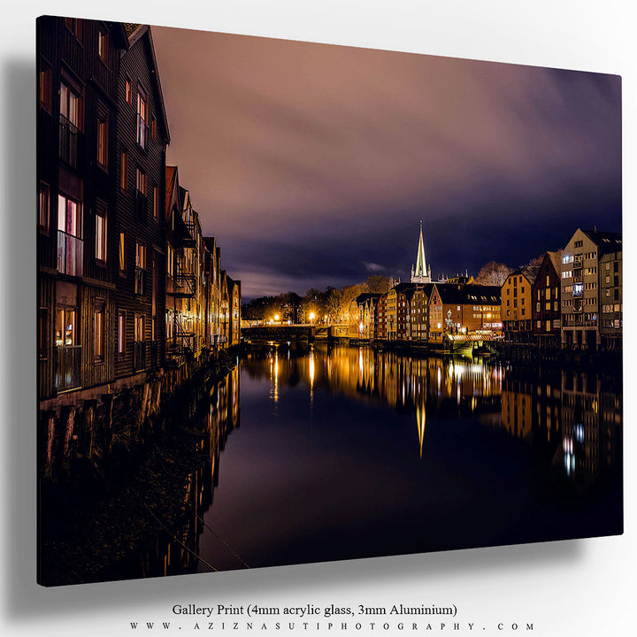 Trondheim Brygga and the beutiiful Nidarosdomen
