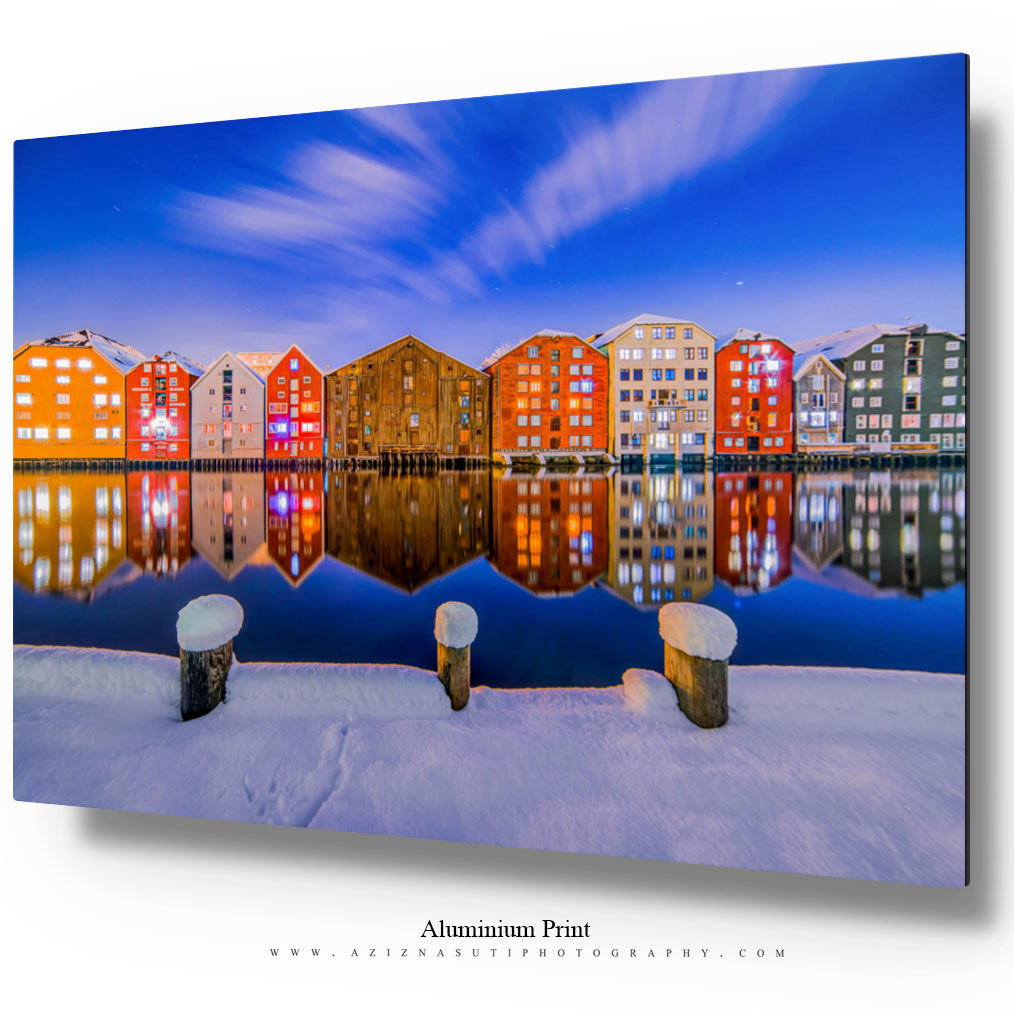 A Beautiful Snowy Mood of Trondheim Brygga - AZIZ NASUTI ART GALLERY