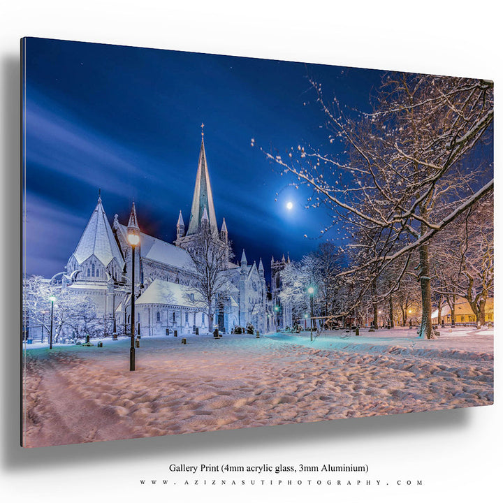 Nidarosdomen and Moon in a Beautiful Winter Mood - AZIZ NASUTI ART GALLERY