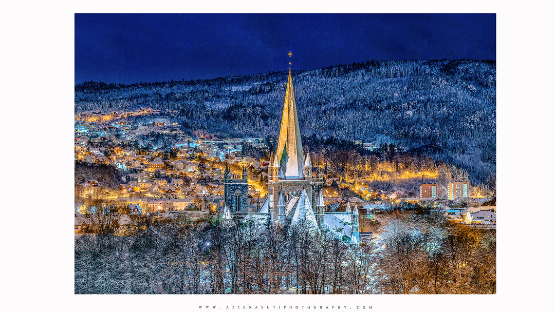 Nidarosdomen Vinterstemning (3 sizes on Gallery Print) - AZIZ NASUTI ART GALLERY