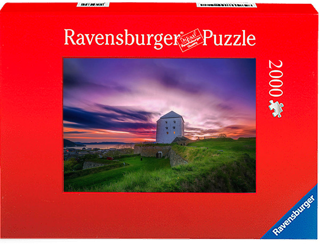 Vakker solnedgang over Festningen i Trondheim (Photo Puzzle)