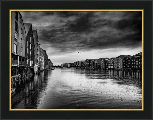 Rain and Drama From Nidelva Trondheim - AZIZ NASUTI ART GALLERY