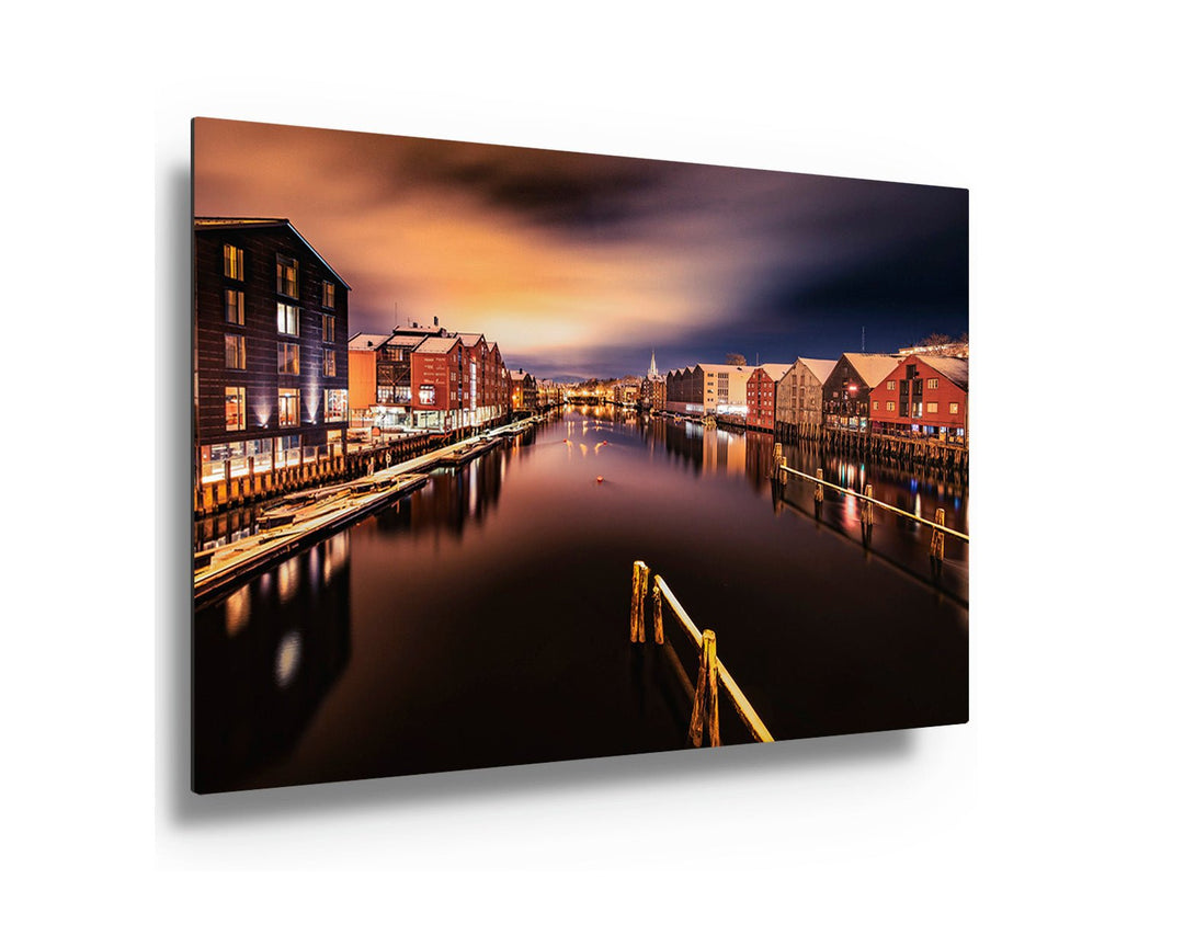 Bakke Bru - AZIZ NASUTI ART GALLERY