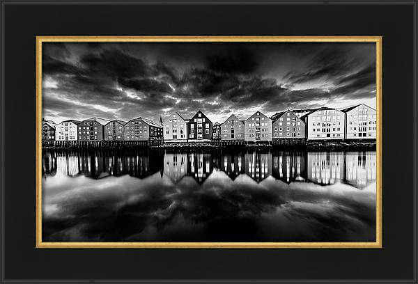 Dramatic Sky Over Bryggene - AZIZ NASUTI ART GALLERY