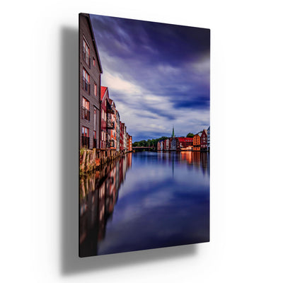 Trondheim i blå timer (portrett)