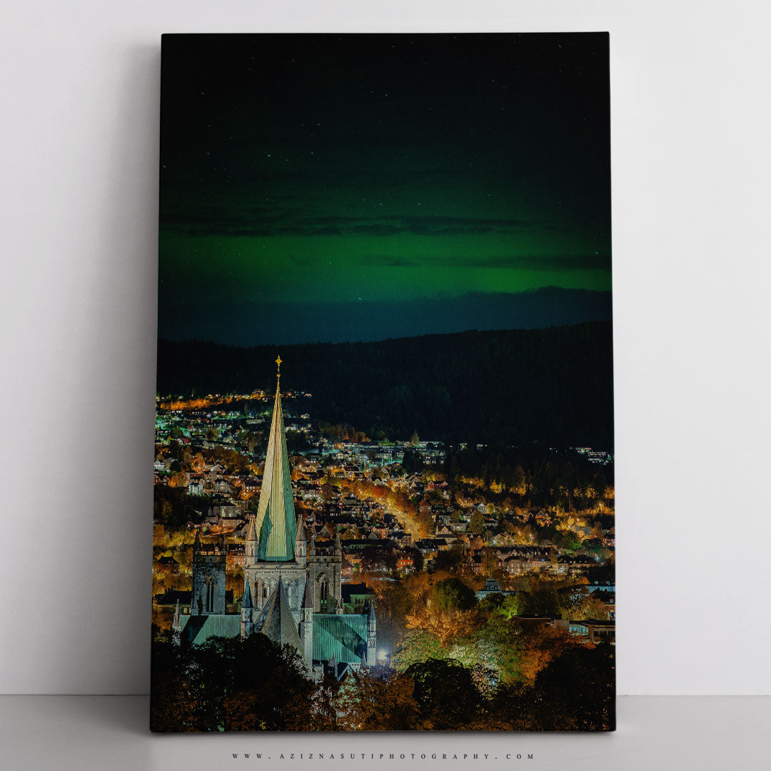 Aurora over Nidarosdomen With Autumn Colors