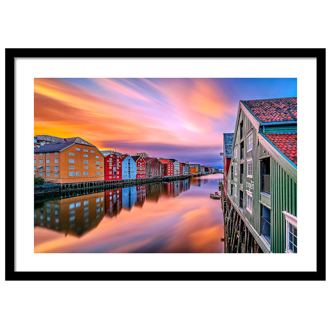 Nidelva The Mirror Of Trondheim - AZIZ NASUTI ART GALLERY