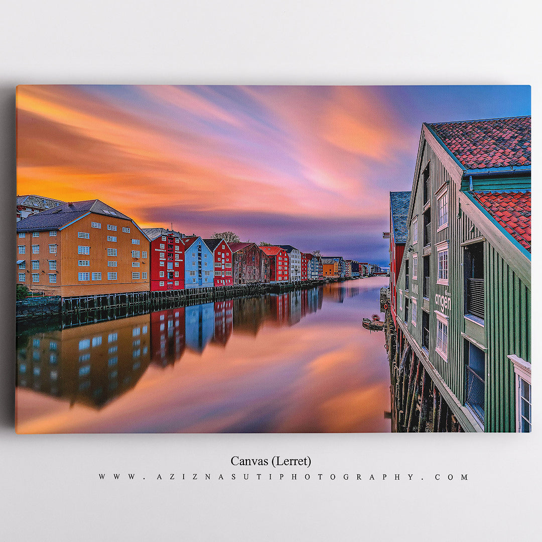 Nidelva The Mirror Of Trondheim - AZIZ NASUTI ART GALLERY