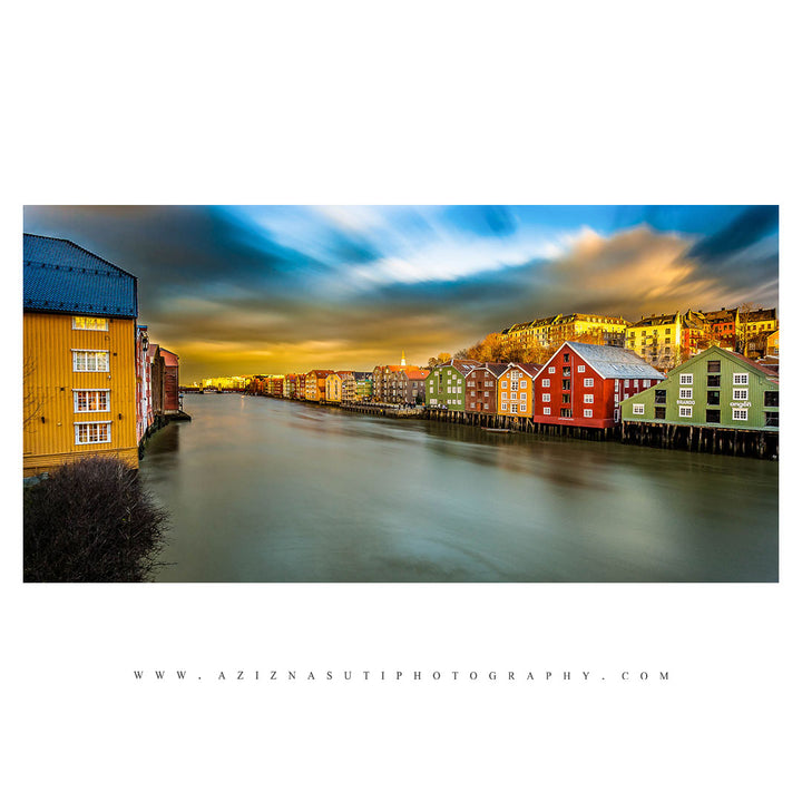 Trondheim og den dramatiske himmelen