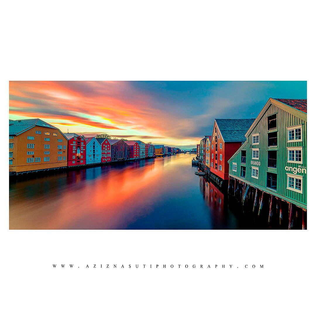 Trondheim Nidelva Og Brygga