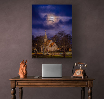 Moon Over Lade kirke