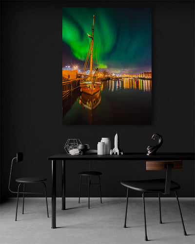 The amazing night over Trondheim's Canal with Northern Light