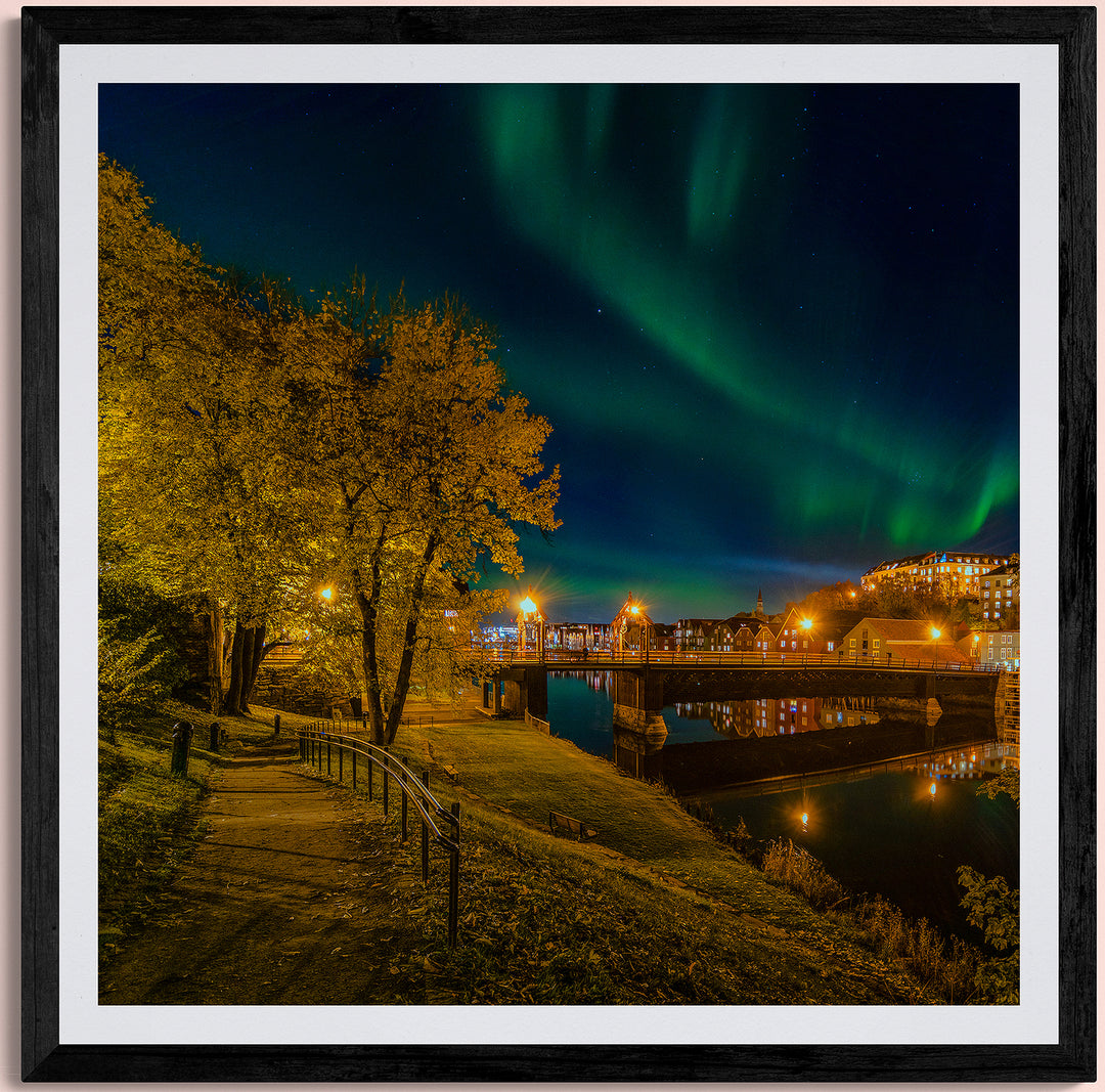 Amazing Northern Light Over Gamlebybro and Bakklandet  100X100 cm (Limited Edition) - AZIZ NASUTI ART GALLERY